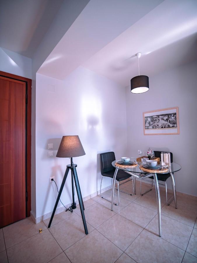 Urban Flat - Central Spot Apartments Volos Eksteriør billede