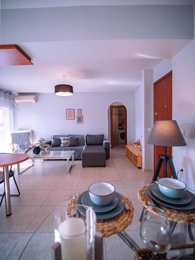Urban Flat - Central Spot Apartments Volos Eksteriør billede