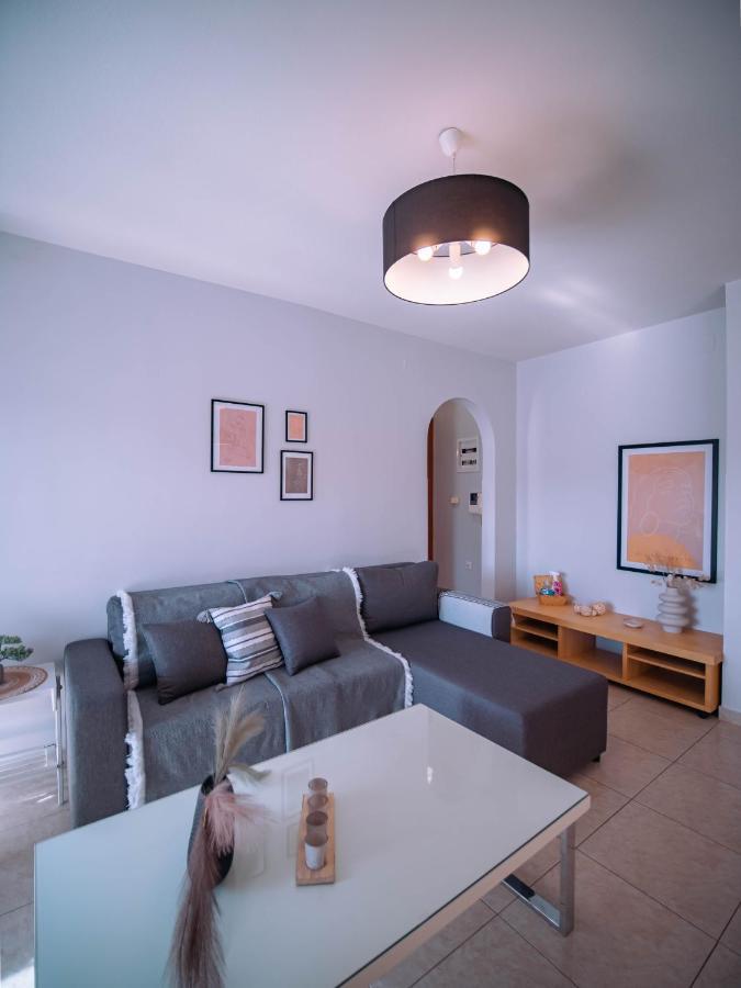 Urban Flat - Central Spot Apartments Volos Eksteriør billede